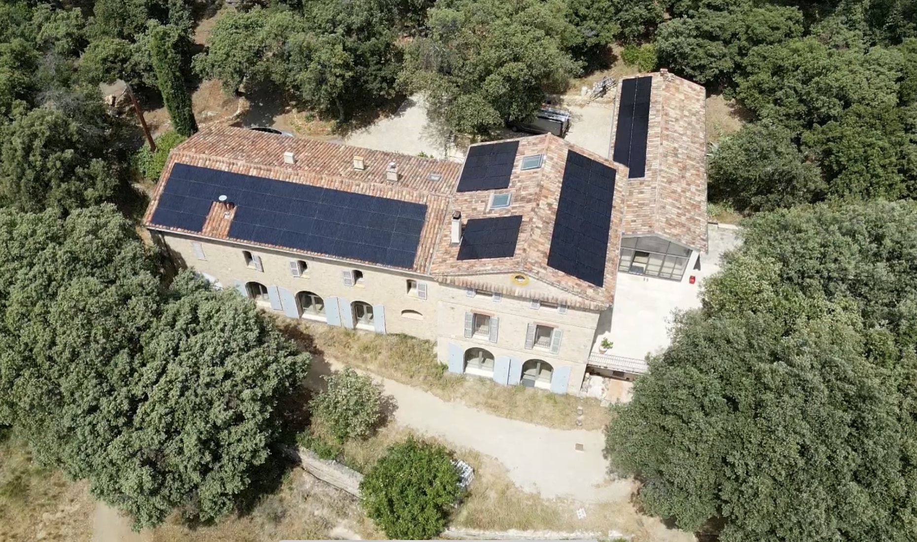 Installation Solaire Photovoltaïque – 6.8 ET 9 KWc à Draguignan (83)