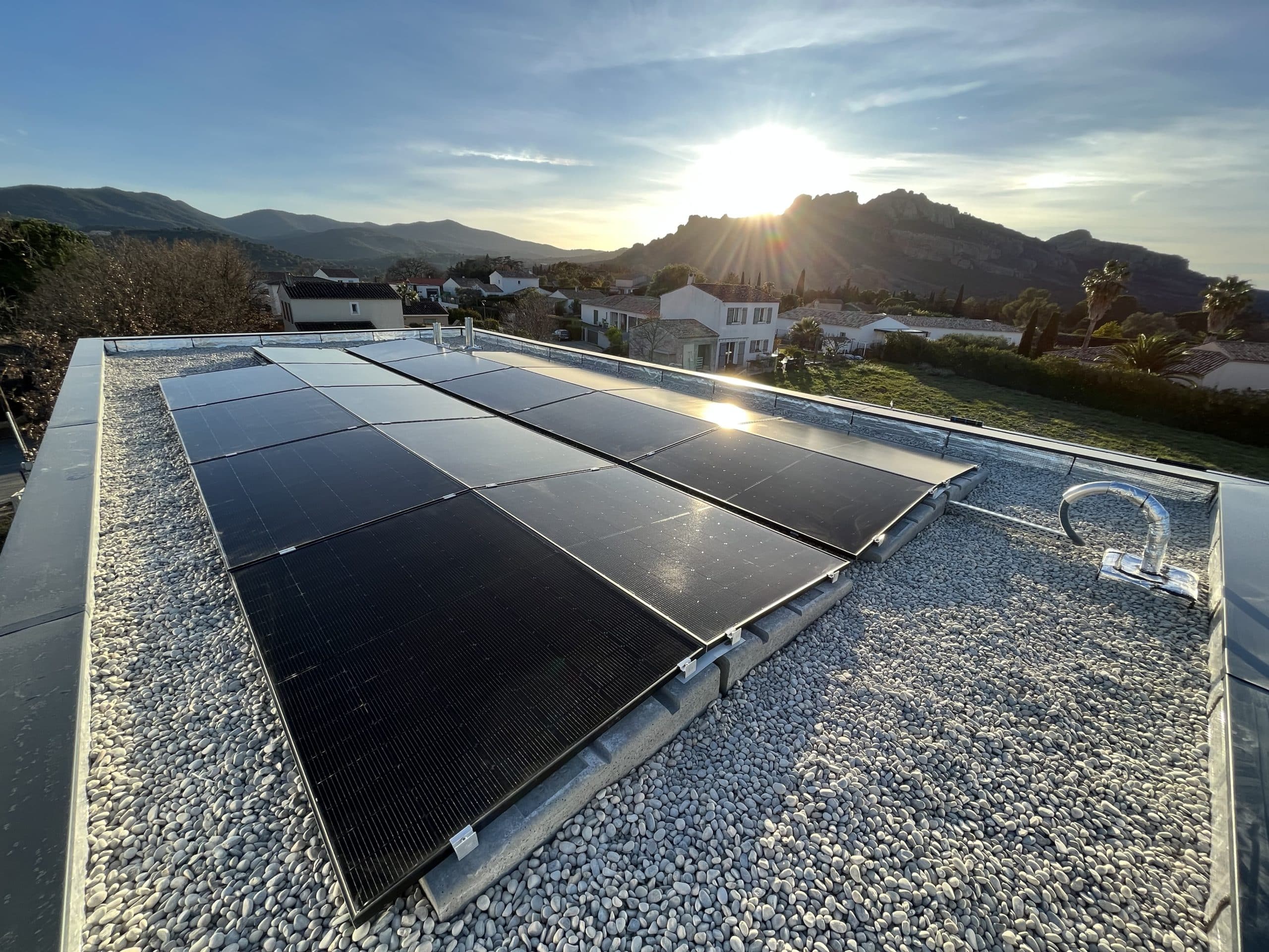 Installation panneaux solaires 8 kWc à Roquebrune sur Argens
