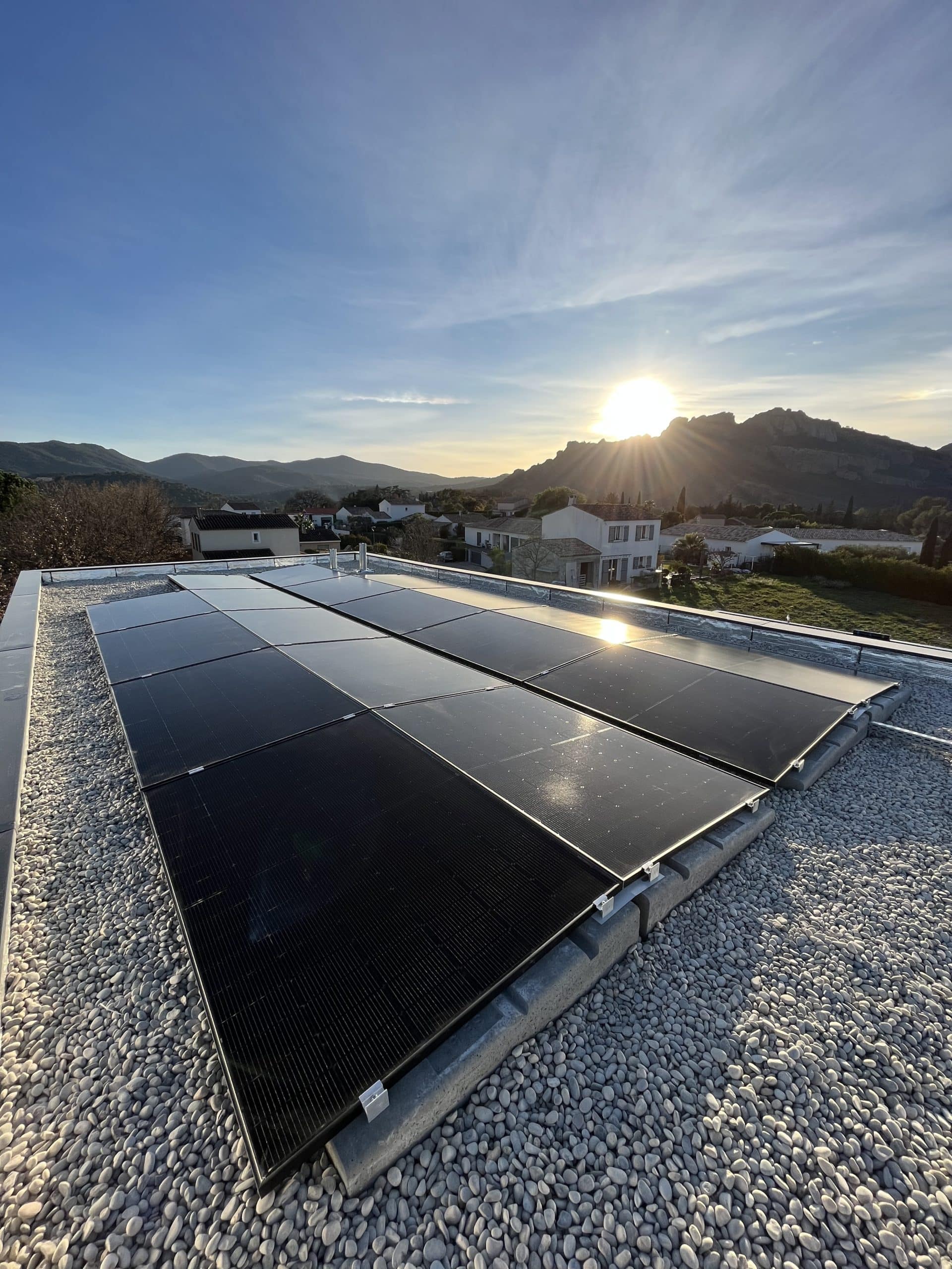 Installation panneaux solaires 8 kWc à Roquebrune sur Argens