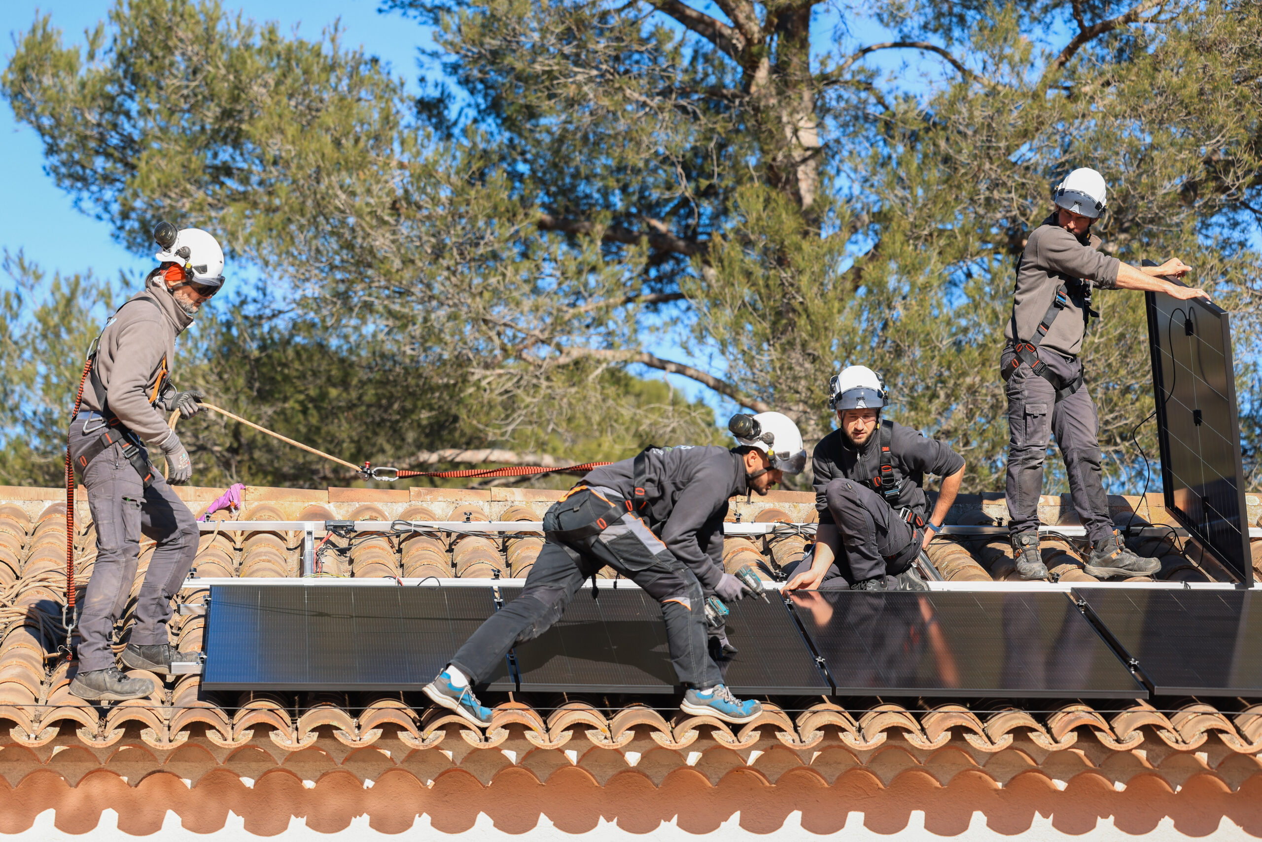 Rentabiliser ses panneaux photovoltaïques : le guide 2026 - Edmond Solutions